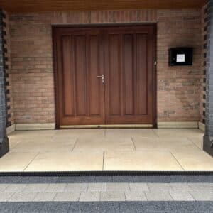 Outdoor Porcelain Tiles - Hammerstone Beige